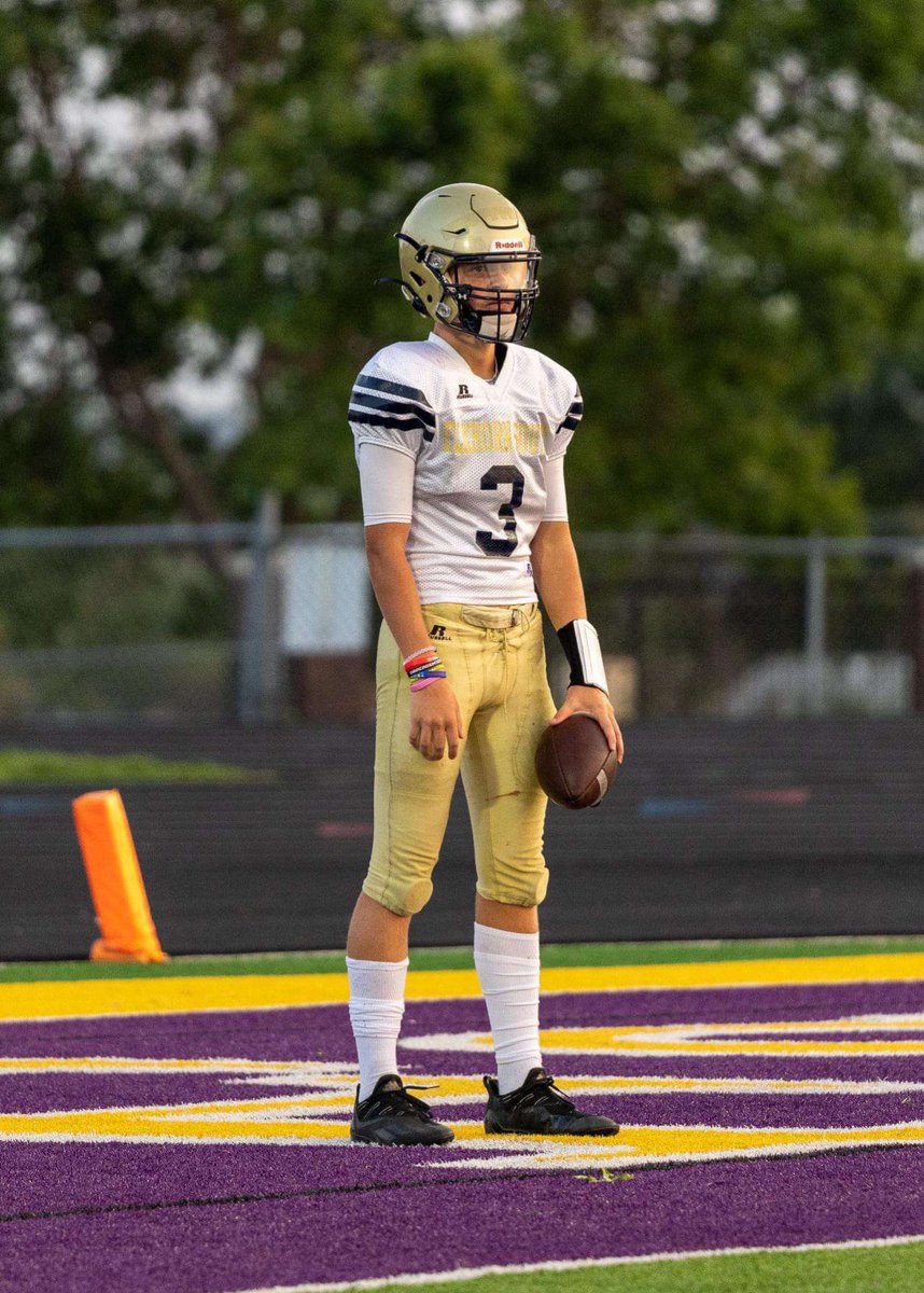 2025 QB
Madden Riggs   
Elkhorn South (NE.) 
6-2/175    
@maddenriggs 

hudl.com/video/3/161388…