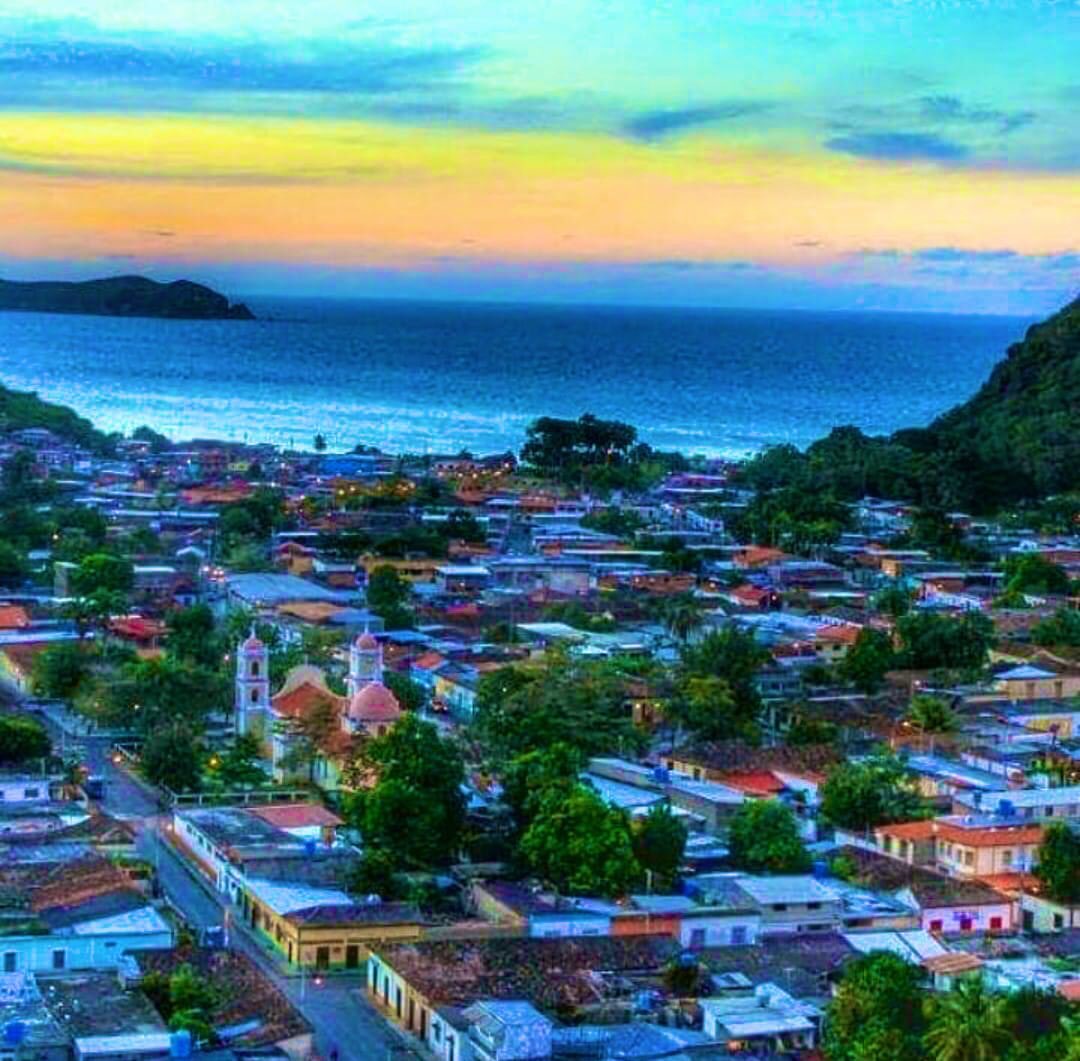 Hermoso atardecer sobre RÍO CARIBE, municipio Arismendi, Península de Paria…Edo Sucre VENEZUELA 🇻🇪🇻🇪🇻🇪🇻🇪🇻🇪🇻🇪🇻🇪🇻🇪🇻🇪🇻🇪🇻🇪🇻🇪🇻🇪🇻🇪🇻🇪