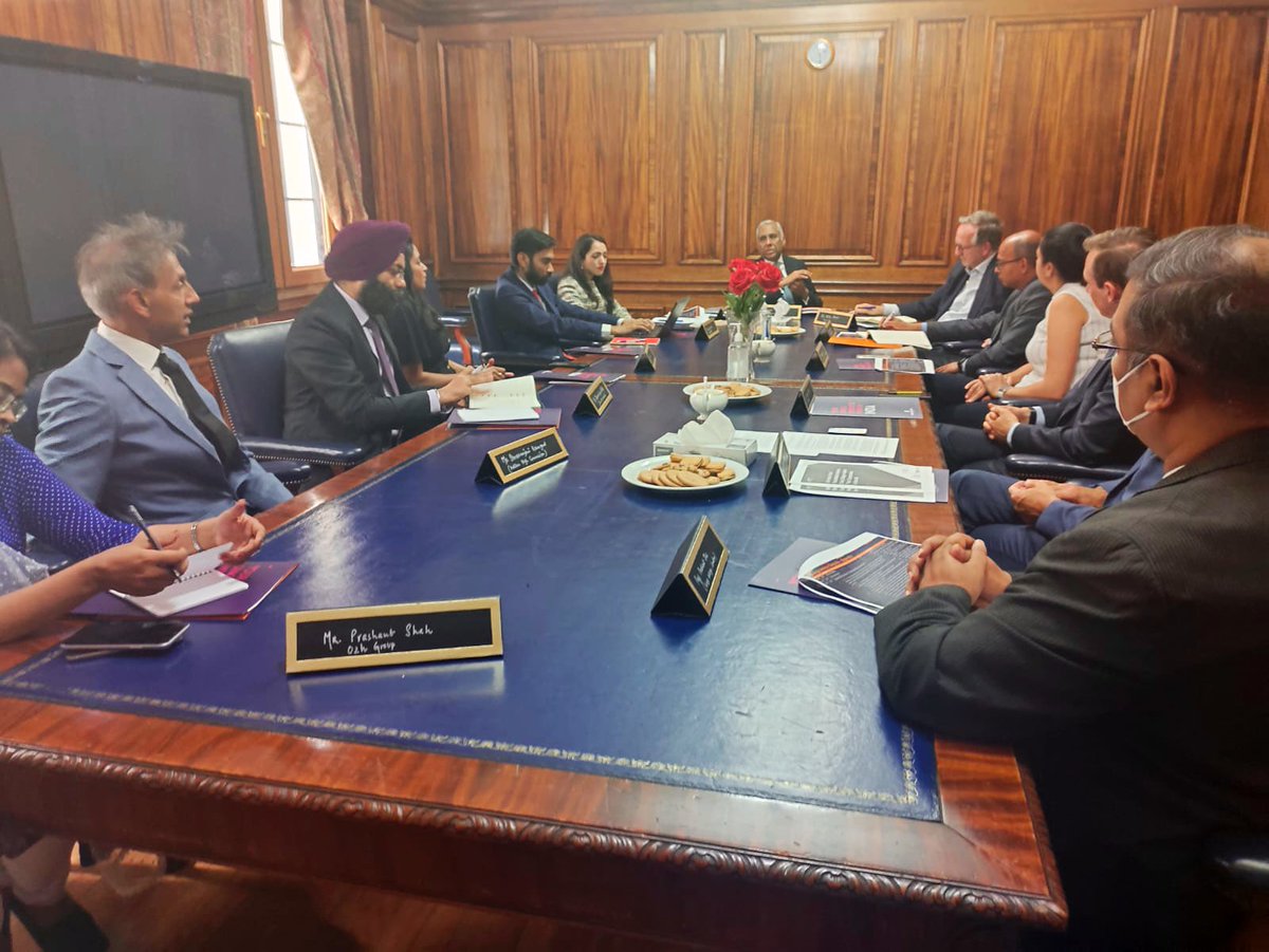 HCI_London's tweet photo. @HCI_London and @investindia organised a Round Table on ‘Technology, R&amp;D and Innovation’ today. Experts from industry, academics and government discussed about collaboration in R&amp;D between India and UK and had a robust idea exchange. @CimGOI @PIB_India @MEAIndia @IndianDiplomacy https://t.co/DbbP2lnjpz