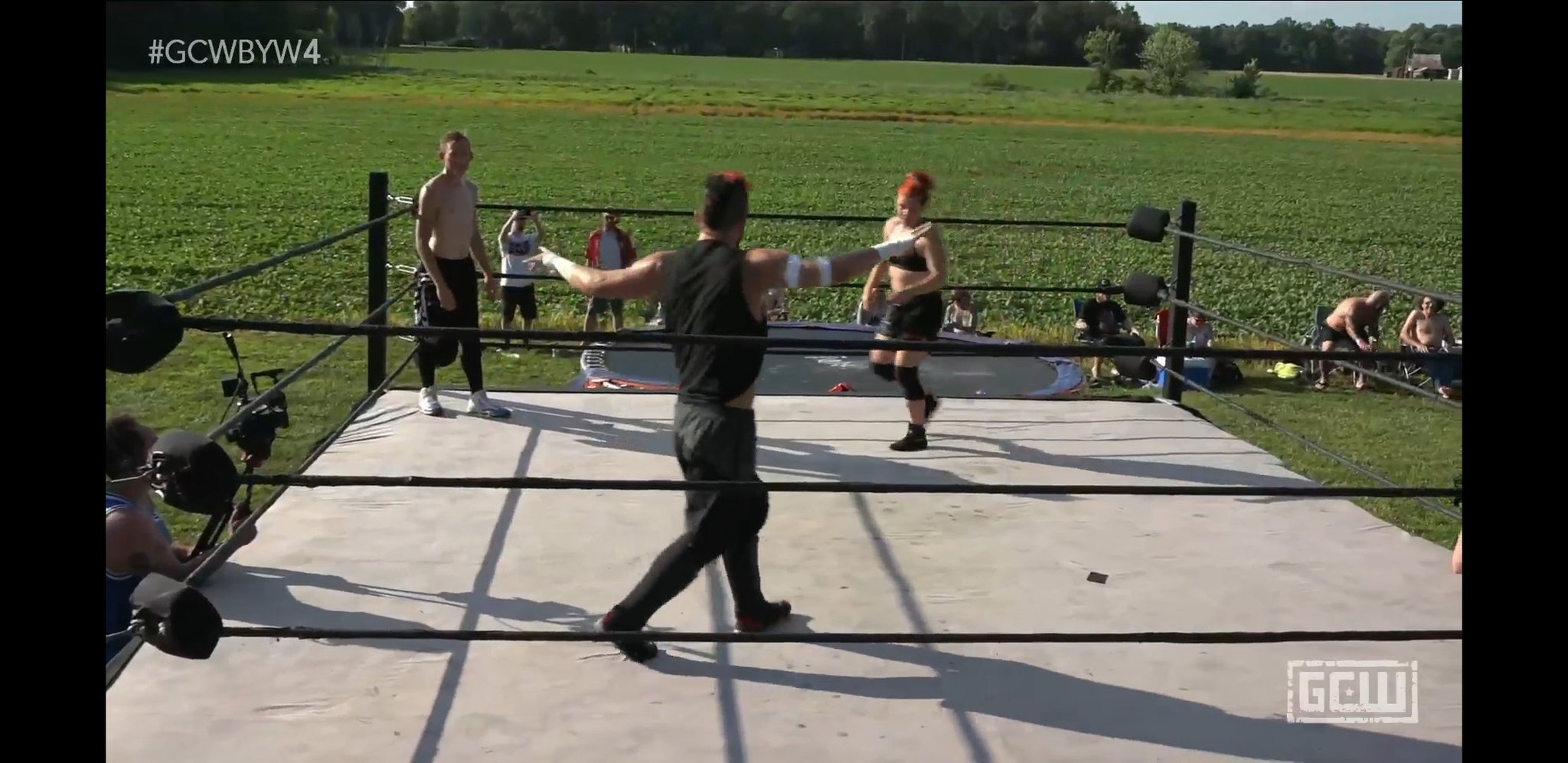 tiktok-sex-house-on-twitter-skinripper-was-at-pwg-last-night-and-flew
