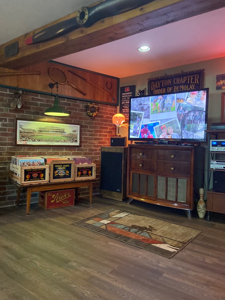 SyrioLive's tweet photo. basement reveal 🤨 https://t.co/HvuzNs4lW0