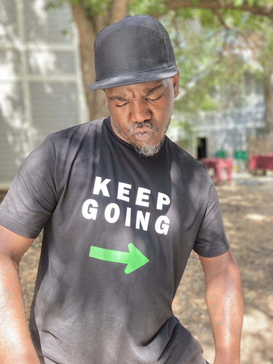 #MotivationMonday 25 Dollars For the #FongswaeDriip #ShirtADay #TilItPays ❤️💯 #KeepGoing is the VERY FIRST ONE!! Becuz no matter how hard it is you just have to #KeepGoing !! You can wanna quit! U can wanna stop!! U can wanna give up! BUT DONT!!!!!! Cry when ur hurt! It helps!