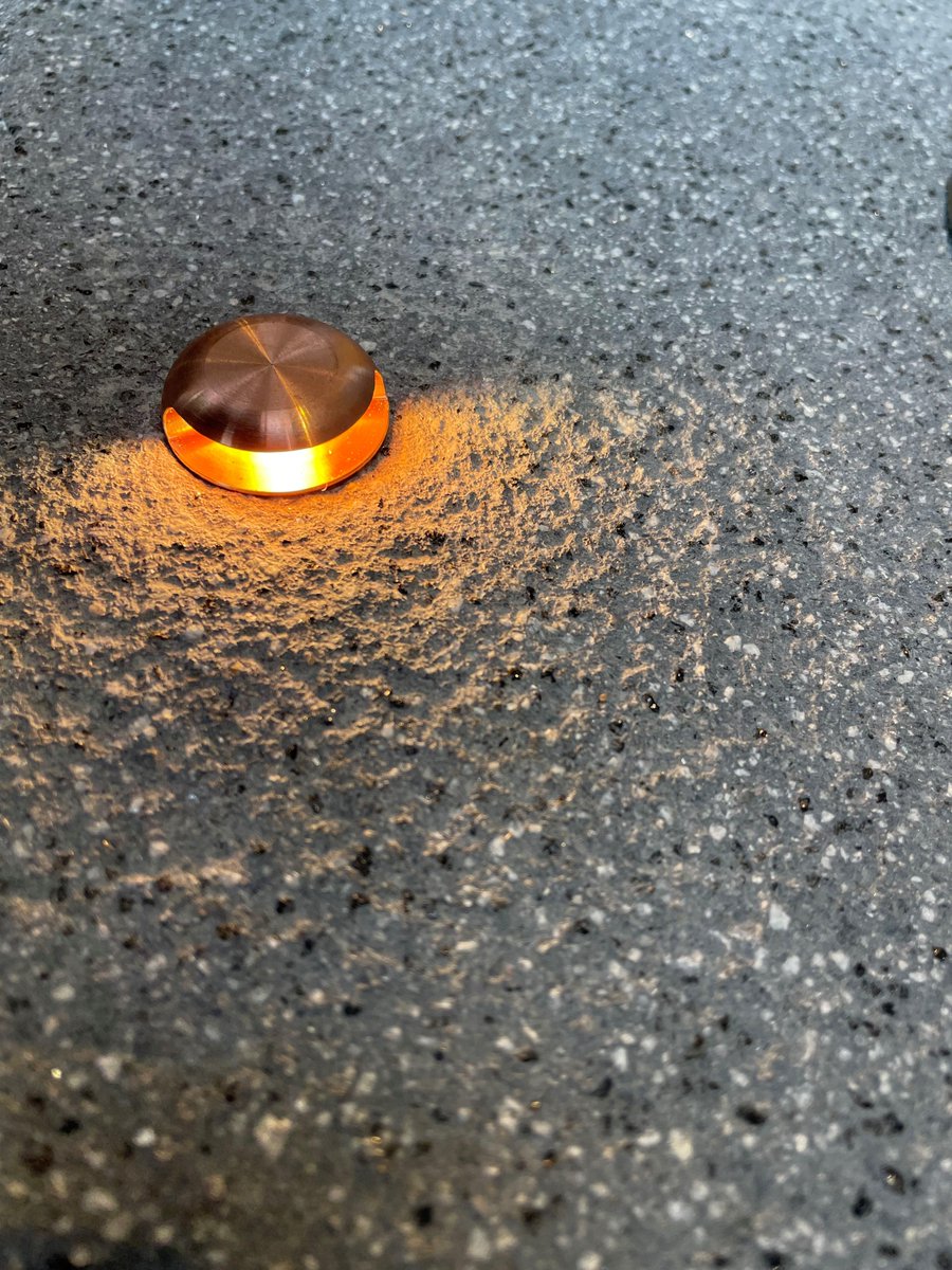 lightideas_'s tweet photo. Small but Sleek: The Modux Micro Pathlights.

These miniature, luminaires project light through 3 facets in an even wash across the ground.

The natural light gradient from each fixture speaks for itself 😍 https://t.co/QLsg1blDW1

#Worcestershirehour #outdoorlighting #microlight https://t.co/QGrdRO20xa