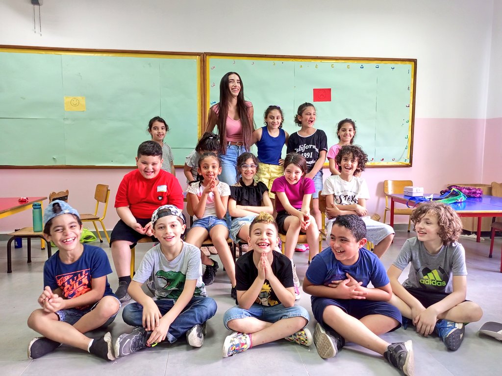 AhmedFakkih's tweet photo. #DawhaAcademicBrid
#يلا_نفرح_سوا
 فرق النشاط الصيفي ٢٠٢٢
@icandfc 
#summercamp2021 @makdawhaschool https://t.co/t3CTz6RysB