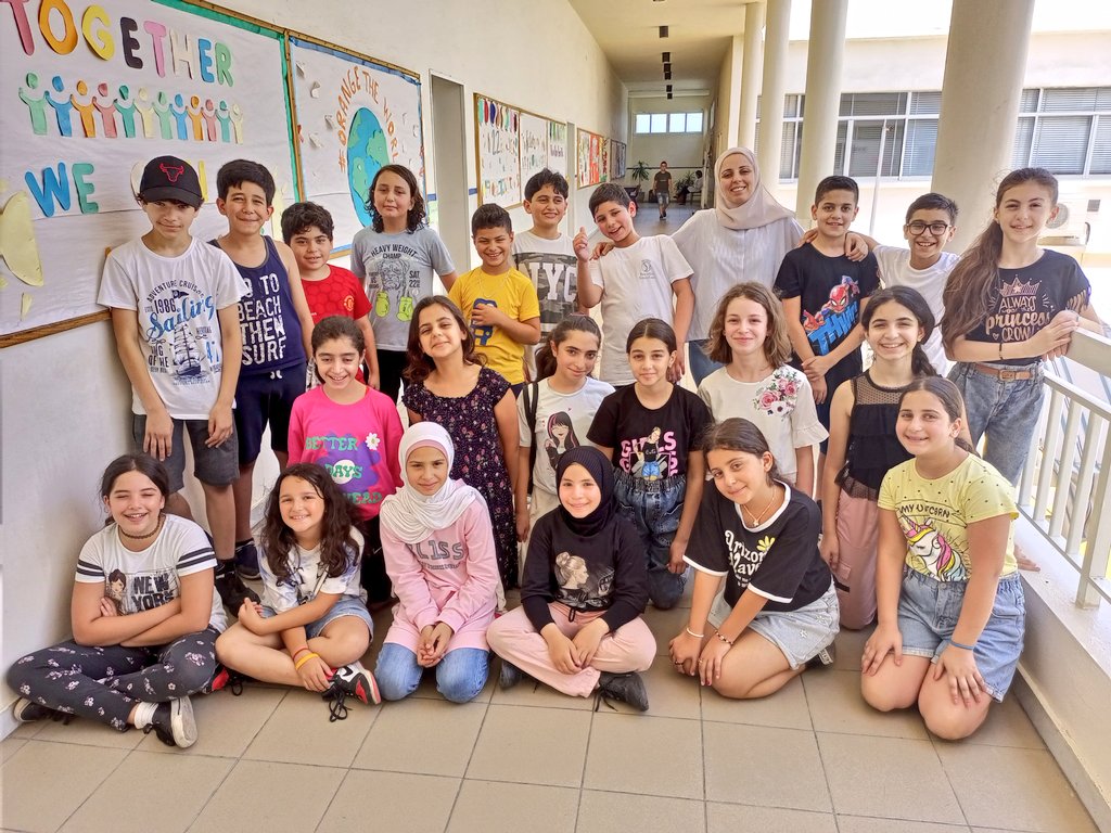 AhmedFakkih's tweet photo. #DawhaAcademicBrid
#يلا_نفرح_سوا
 فرق النشاط الصيفي ٢٠٢٢
@icandfc 
#summercamp2021 @makdawhaschool https://t.co/t3CTz6RysB