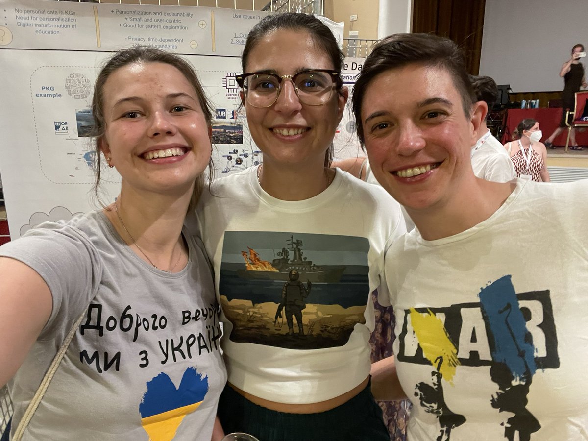 sashavses's tweet image. Ukraine support crew at the @isws_semweb #isws2022 @Tabea_T @EIlkou