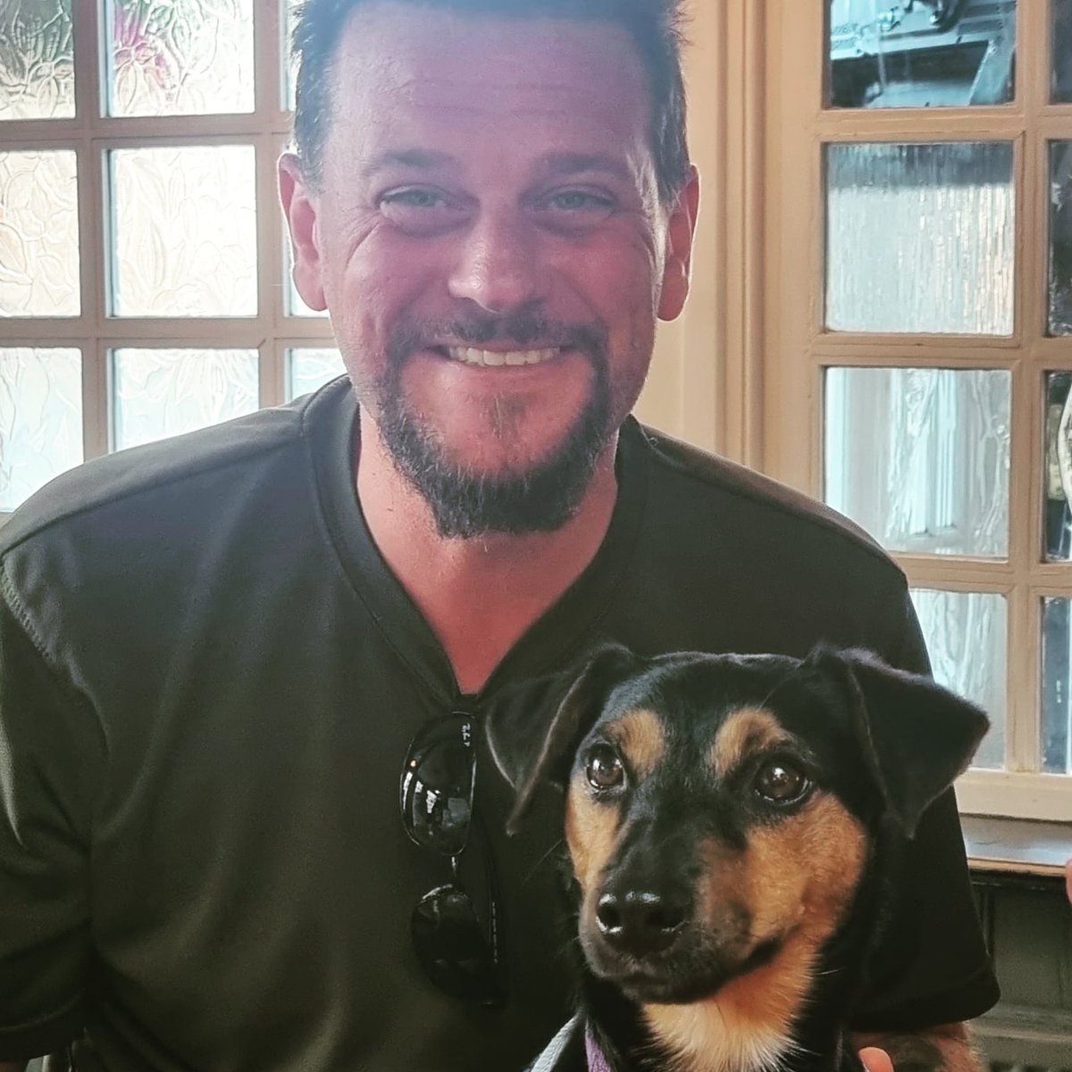 Look at Max and Ross enjoying the pub, but which is Max and which is Ross??? Dogs of all shapes and sizes welcome, biscuits on the bar, water bowls and more fuss that most dogs can handle #pupinapub #fullers #publife #caterham #supportyourlocal