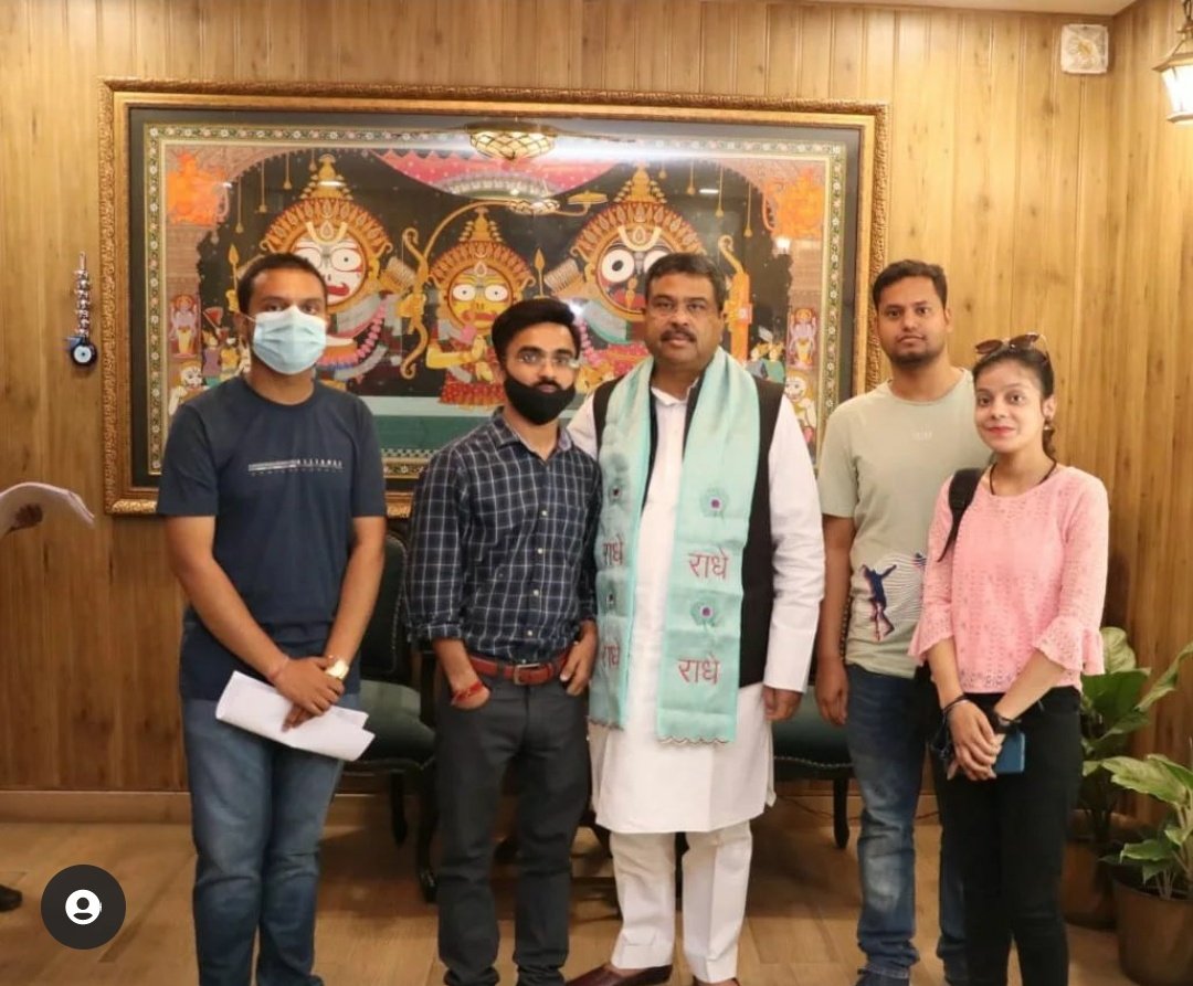 PawanBhadanaG's tweet photo. Some Fake Activists are using fake account and saying 
There is no meeting with PMO
Unko Mai ye btana chahta hu 
I already met with Vineet Joshi Sir by Just Protesting 

Tomorrow When Gov Officials will escourt us to PMO office, I will be live 
 I had already met for DU OBE https://t.co/vtRCRLm0hZ