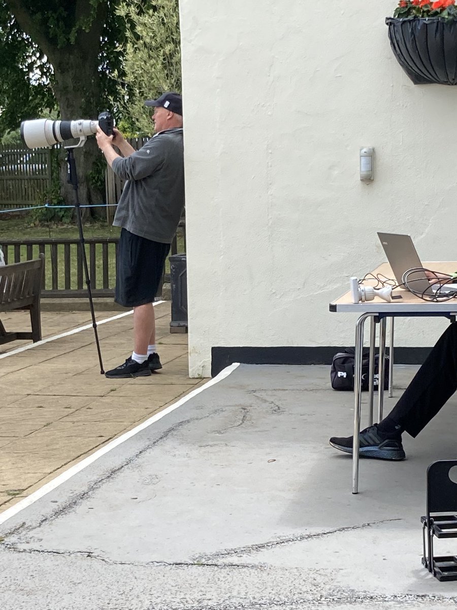 The Super Snapper in action, one s***house next to another. 😂😂😂 ⁦<a href="/John_M100/">John Mallett 📸</a>⁩