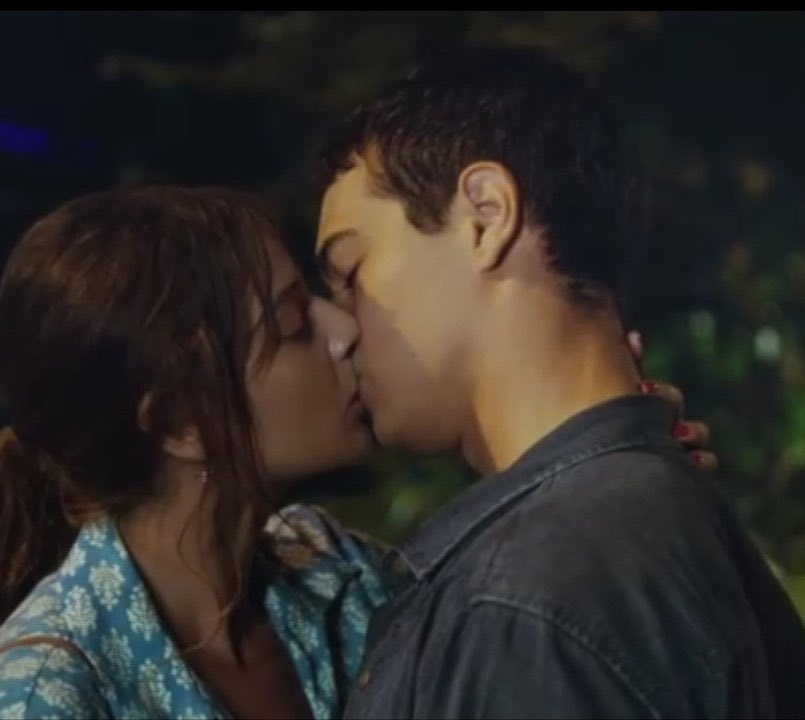 ali ve cemrenin ilişkisi o kadar zorlama ve yapmacık ki asla gecmiyo bize zeyno ve ege>>
#Tozluyaka