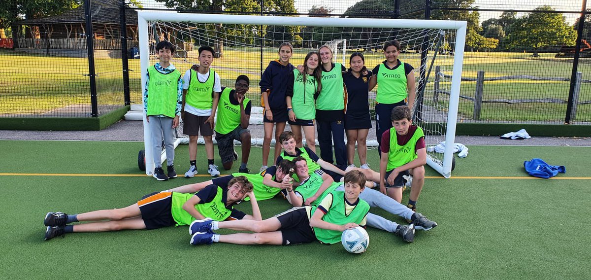 HXP_Boarding's tweet photo. Today at school we congratulate our year 8 boarders for winning this terms ‘Monday Night Football’ trophy. https://t.co/ekkqILJNni