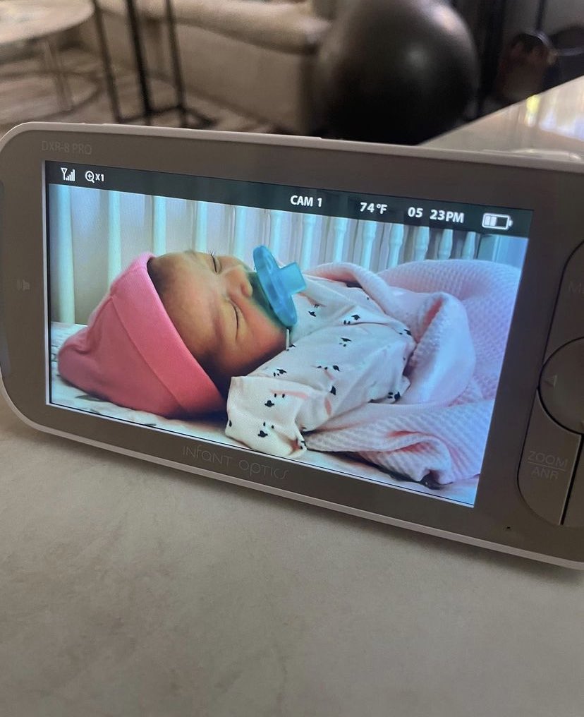 kirstinrocks's tweet photo. Welcome the bundle of joy into the world, Elliana Violet. Born on June 28th🥺❤️👨‍👩‍👧🍼🚼 || @kirstin https://t.co/AfoLV4ErUw