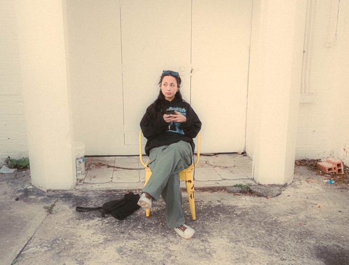 Someone teach me how to dress myself please https://t.co/Ttm7qlcy6R