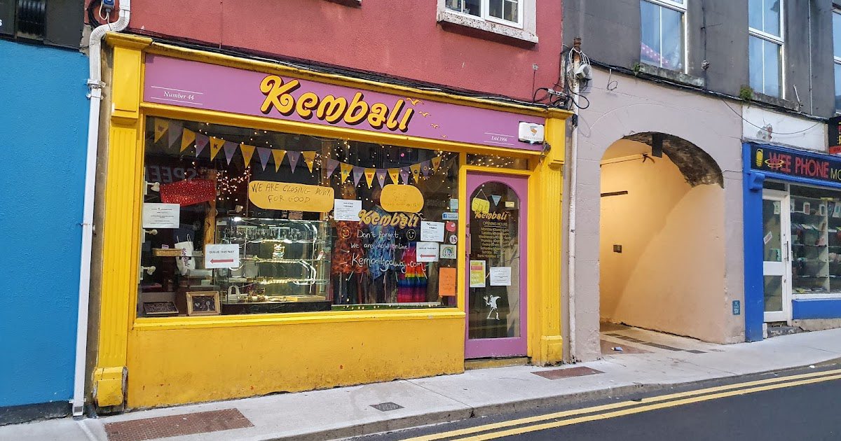 beyonfaye's tweet photo. No artsy vegan in Galway is safe </3 https://t.co/b2yuJB89c5