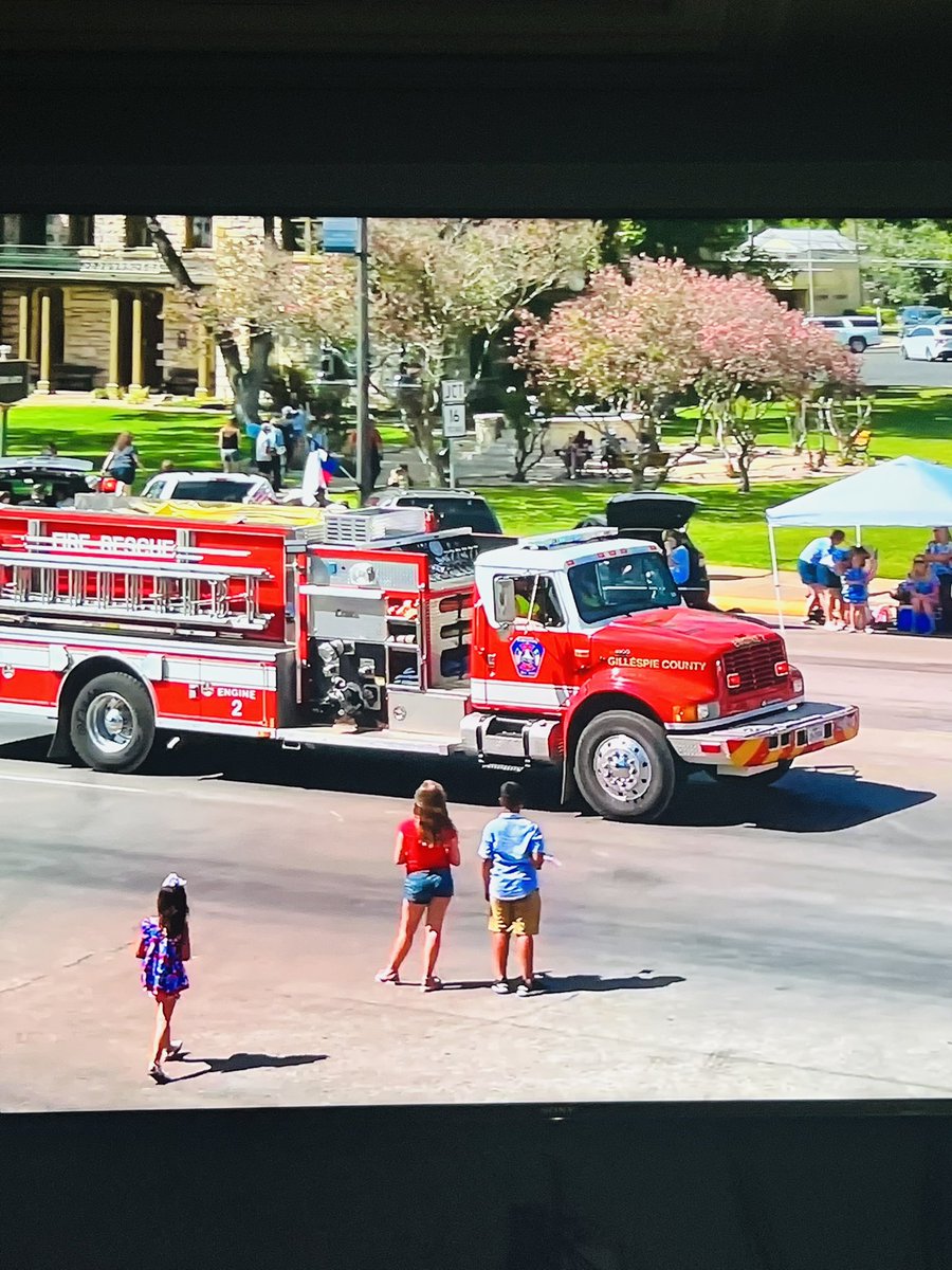 stacey_hickson's tweet photo. Great parade and broadcast in #fredericksburgtx  today. Couldn’t have asked for a better play by play team than JD Rose and Sondra Phoenix. #fbglive #texasradio #bestoffrrdericksburgtexas https://t.co/OanTBI85CA