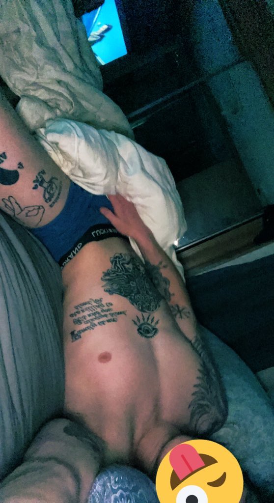 https://t.co/WB5imrUvL2 cum check it out! #onlyfans #OF #malemodel #malemoan #gay #straight #lesbian
