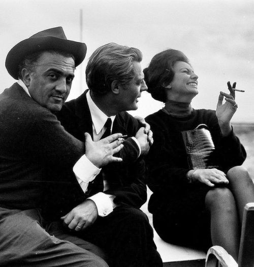 projectionistw's tweet photo. Federico Fellini, Marcello Mastroianni, and Sophia Loren. https://t.co/LZRb4vvkMa