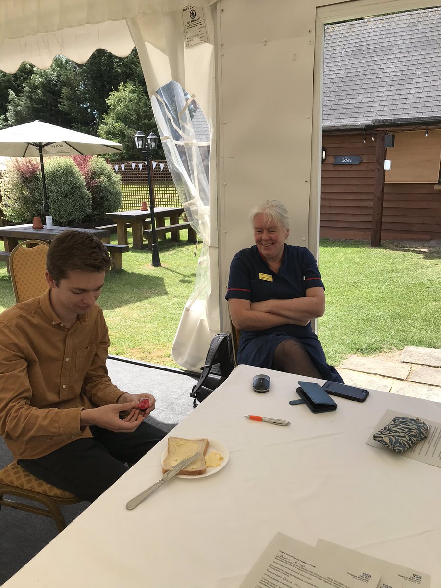 EastKentPNAs's tweet photo. #Communication was a hot topic today for our #enhancedcarechampions - it goes both ways. Our activity ended in many laughs, a lot of mess, and better #awareness. Try: instruct someone in sandwich making, they follow literally. @tamarabromley0 @EKHUFT @EKHUFT_SLT @FTSU_EKHUFT https://t.co/fsNMlC6AMS