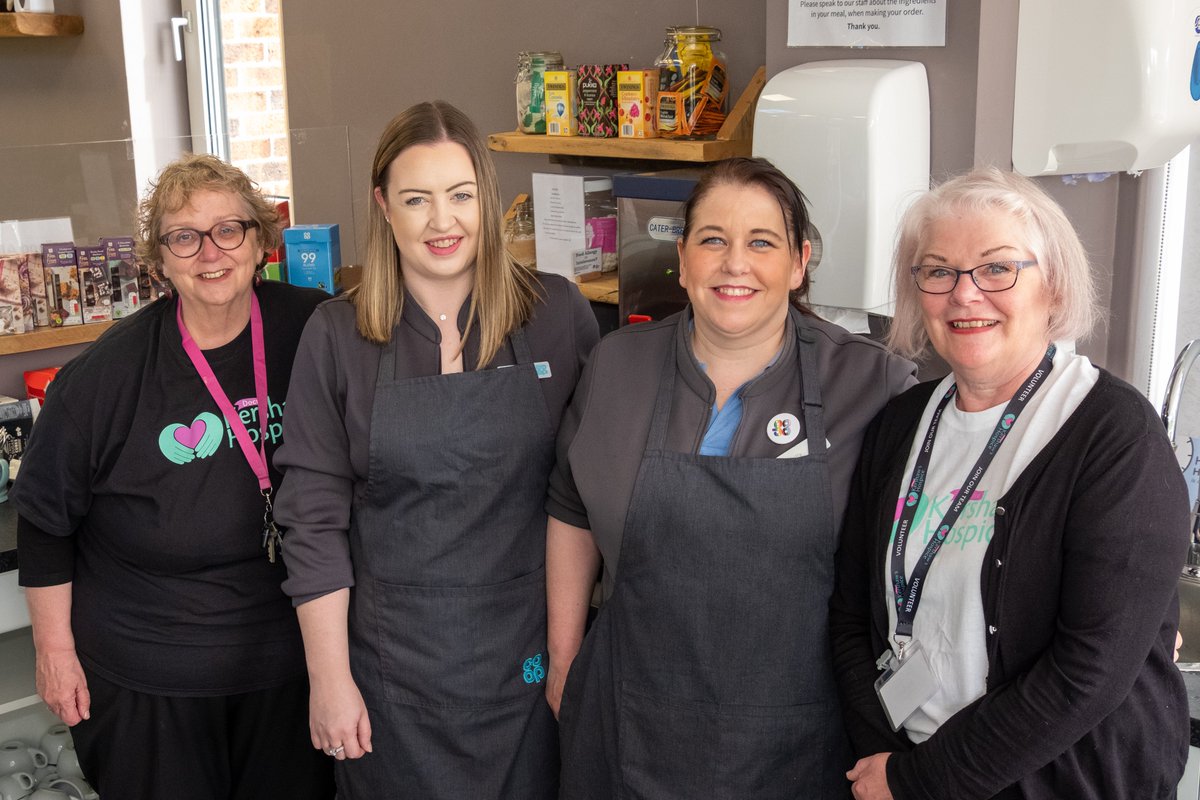 KershawsHospice's tweet photo. We'll be sharing our full album tomorrow on Facebook of our Rose to Remember event that took place yesterday but here are some of the highlights. Thanks to @coopuk @LINSGREATERMAN1 for all their support #OldhamHour https://t.co/8OUyMQNwzM