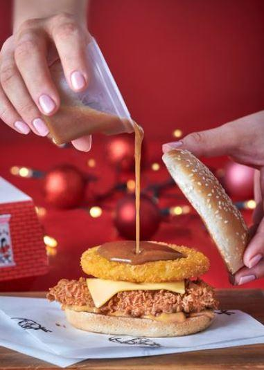 DustinGodin's tweet photo. Hello @kfc_canada - It's your pal Dustin here. I don't ask for much, but could you please think of bringing the KFC  Gravy Sandwich to Canada for Christmas? I think if you start now you might have enough time to roll it out. Take care! https://t.co/aGKiU5Qfgh