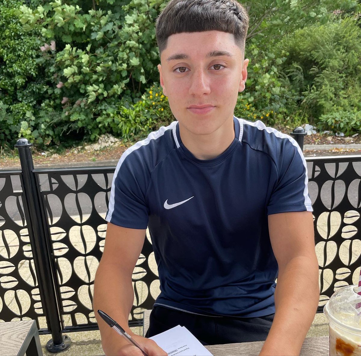 beeston_sports's tweet photo. BREAKING NEWS 

KAS SIGNS UP FOR TWO MORE YEARS WITH BEESTON SPORTS

@kasazam10 

Thrilled that this young player has put his faith in us for another 2yrs. We’ve watched him mature physically and mentally over that period and have a feeling this is a big year ahead for him. https://t.co/86kcxYzoCS