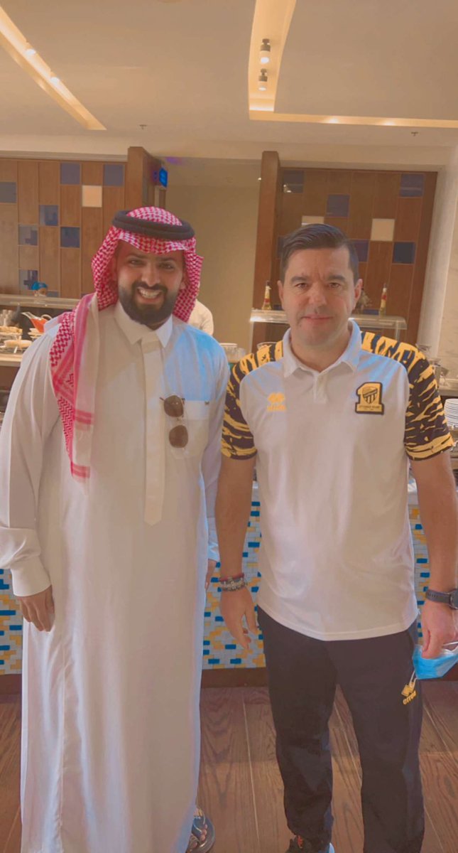 os_m899's tweet photo. @ittihad شكرا كوزمين 🤍🤍🌹 https://t.co/QEfobvCtSq