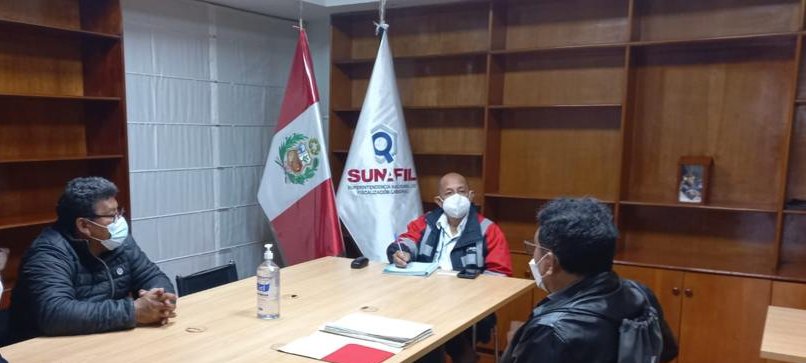 SunafilPeru's tweet photo. En #Callao, sostuvimos una mesa de trabajo con la Federación Nacional de Trabajadores Marítimos y Portuarios (#FEMAPOR), para atender sus consultas y denuncias frente a las supuestas irregularidades del empleador sobre incumplimientos a los derechos laborales. https://t.co/5pSUxG3Kmr