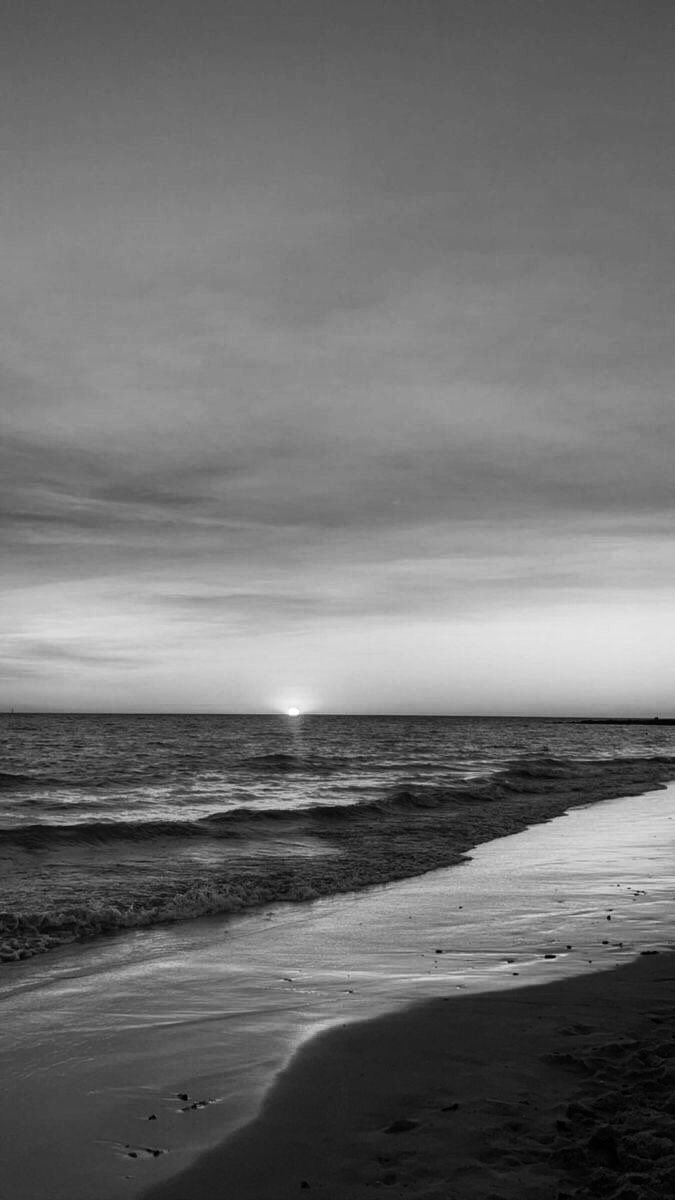 lunathly's tweet photo. ..jak krzyk zakochał się we ciszy. #pizgaczhell https://t.co/Pw1scnqTsn