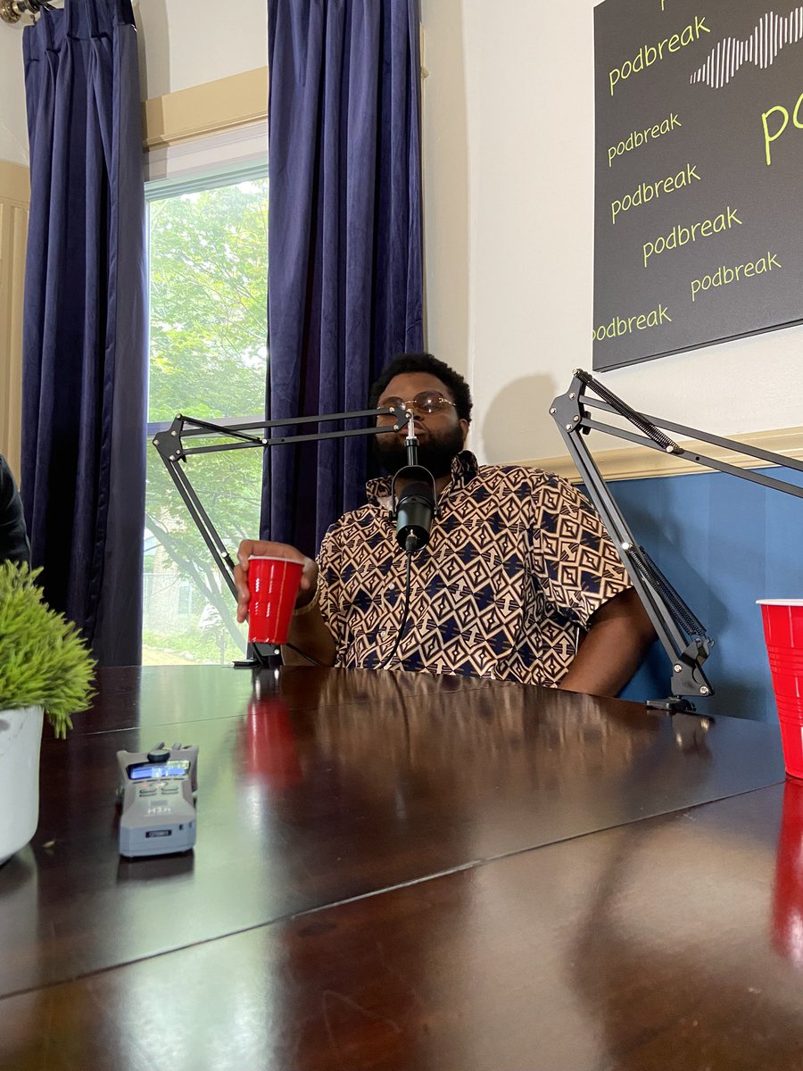 sambazapodcast's tweet photo. @podbean Looking back at the PodBreak weekend activities @pod_break @1IrregularShow @CultureClassPod @AfricalypsoPod Chicago was a VIBE!!! this weekend π°πͺ π³π¬ π¬π πΊπΈ π¨π¦ πΏπ²β¦. African Diaspora Podcasters. #podbreak #podbreak2022 #Chicago #July4th https://t.co/kUOAr0CVr3