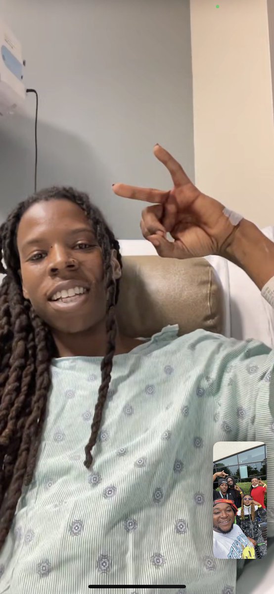 BigRob19Two's tweet photo. My Nigga took 5 shots and ate them mfs. First words was “These Pussy Ass Niggas Couldn’t Take Me Out If They Wanted To” 🗣🗣🗣 GooTroop big mfn soldier, i love you cuz we can’t take no mo L’s!
#LongLiveDaeDae #LongLiveEbony #LongLiveAlex https://t.co/ZbekJahgjO