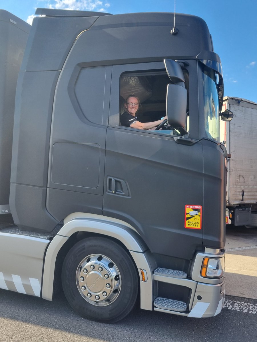 A137HEA's tweet photo. My job this week, Jebekke Belgium to the Red Bull Ring in Austria...My little contribution to the F1 this season #F1 #F1DriverOfTheDay #Pirelli #ThisGirlCan 🚛🏎☕️☕️☕️☕️☕️☕️ https://t.co/giwj6AuL8i