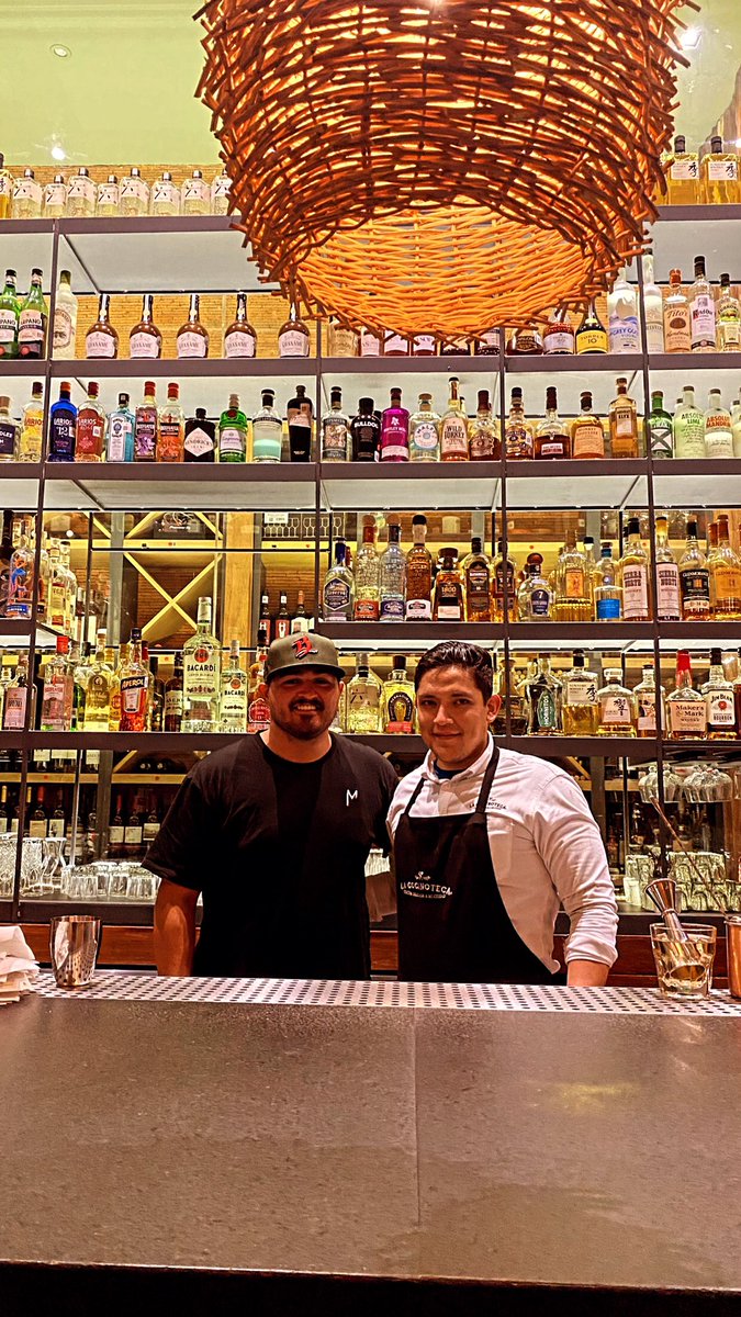 ⚫️Nuestro lanzador <a href="/GonzalesBradley/">Gonzo_</a> , visitó una de las mejores cocinas de nuestro país “LA COCINOTECA” de Juan Emilio👨🏻‍🍳