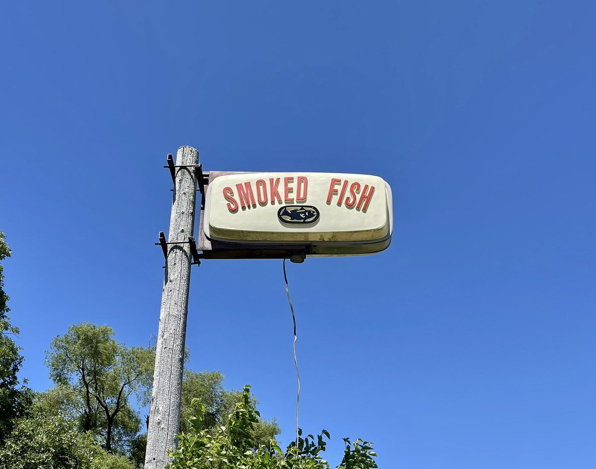 JoshLipnik's tweet photo. Smoked Fish
Sebewaing, MI https://t.co/QTZwKUuUvI