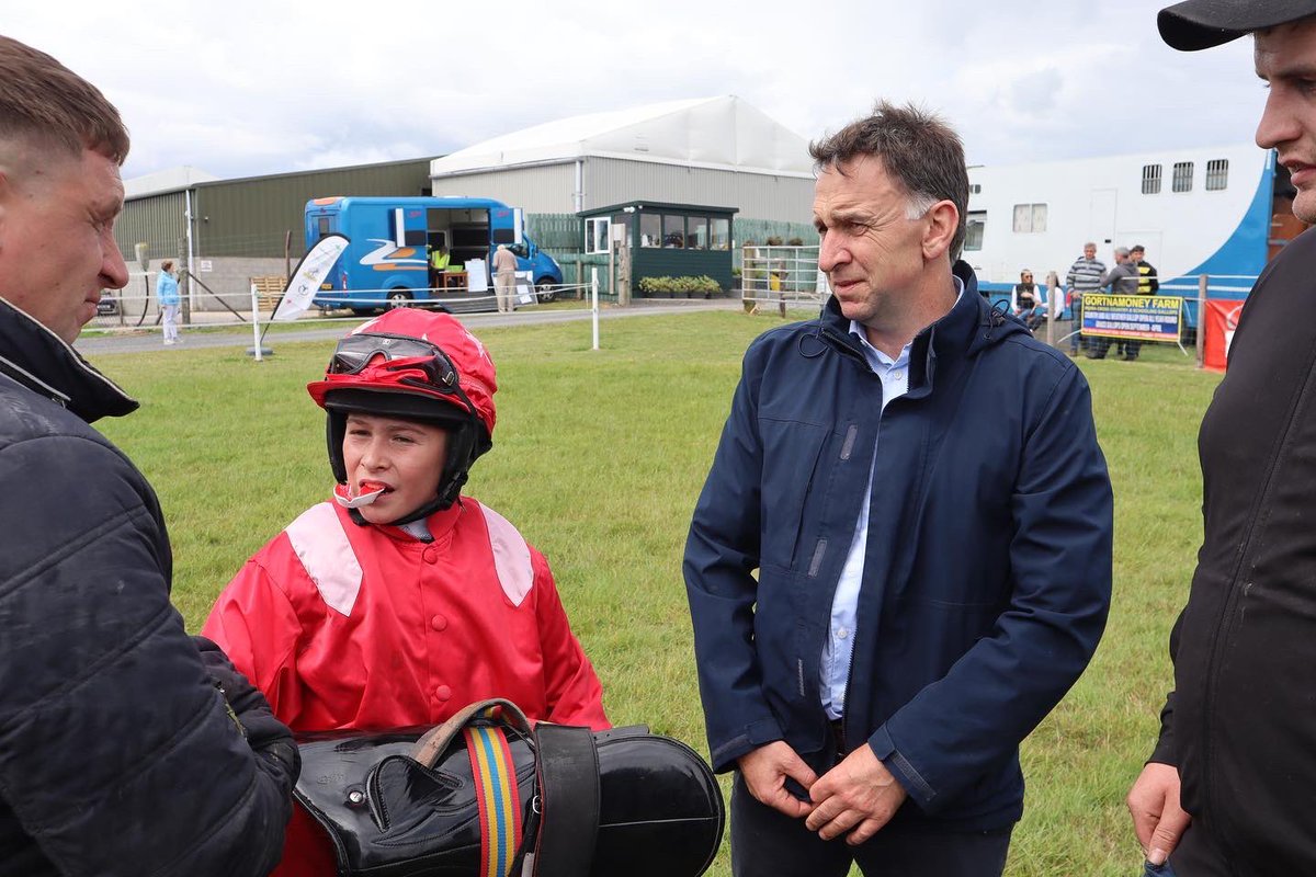 Jack de Bromhead with father @HenrydeBromhead after success yesterday in Moira #fatherandson #winners #ponyracing