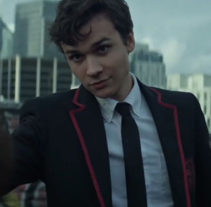 everytimestan1's tweet image. Name 4 fictional characters you're obsessed with, and tag others and do the same &amp;lt;3
@ntlltc @dpaupau_ @swttslut