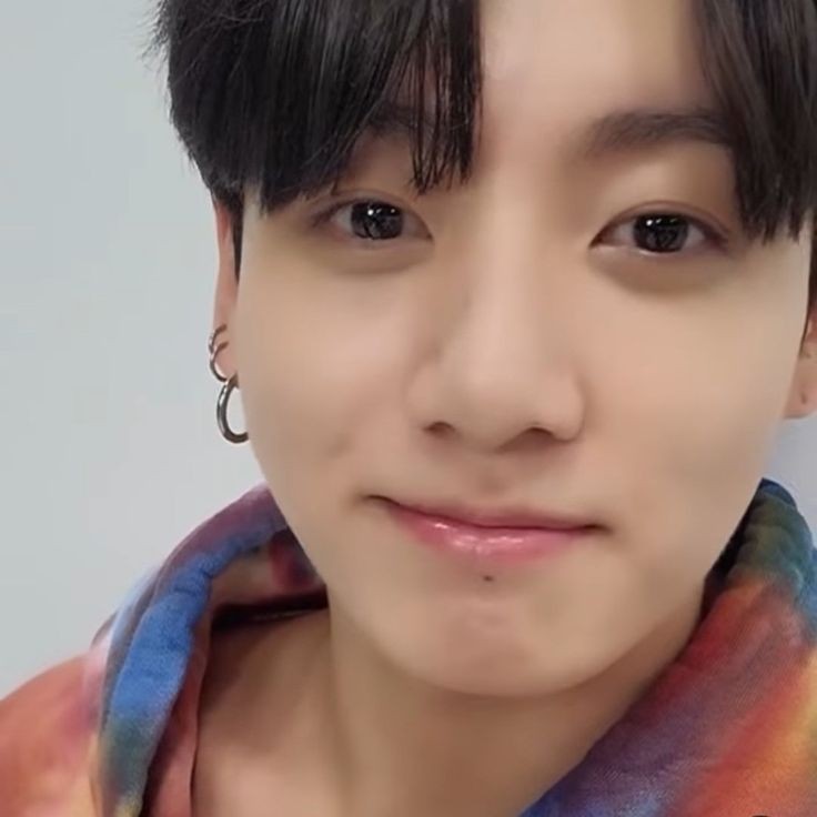 butterflysjjk's tweet photo. coisas pequenas que fazem o jungkook feliz; a thread 💜 https://t.co/BQJKLpsMRo