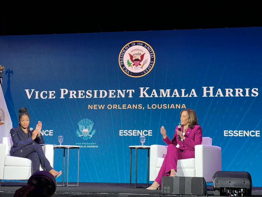 Claim: “Louisiana is misspelled on a wall at a Kamala Harris event.” Politifact rating: Mostly False