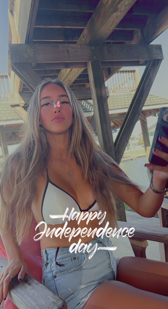 bstee21's tweet photo. Our July 4th was better than yours https://t.co/z8oR4ZT4Ef