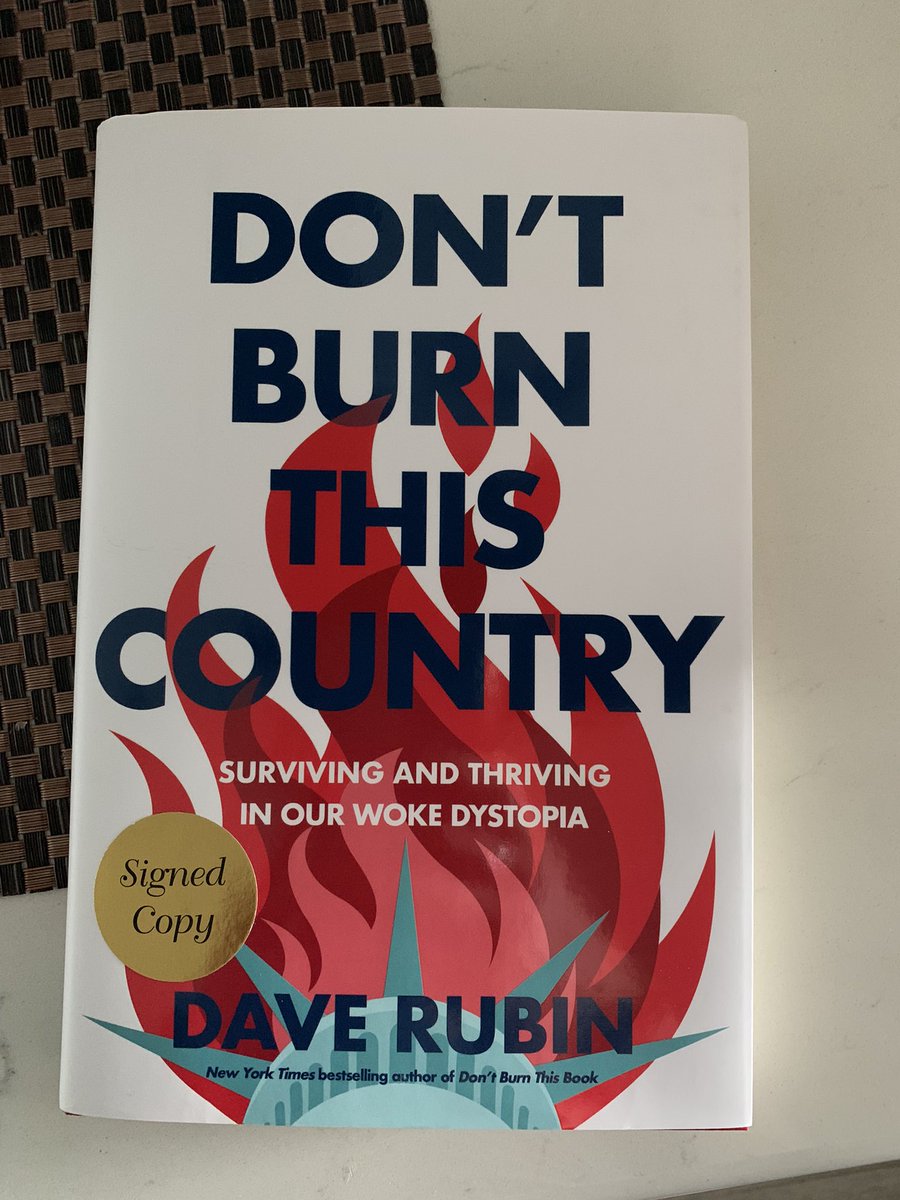 Chelle_LF's tweet photo. Loving our vacation in the Free State of Florida so far. Just been to @BNBuzz and managed to find a signed copy @RubinReport! https://t.co/T0ozC3DbdM