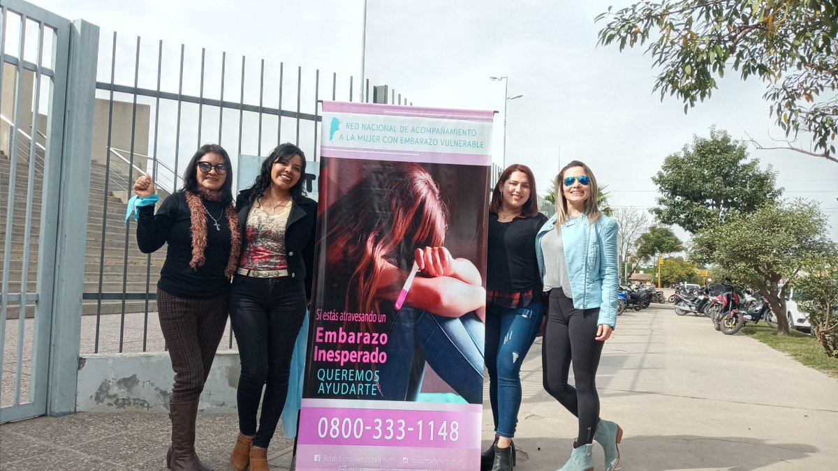 MujeresdeFeArg's tweet photo. Presentes en el Poder Judicial de #Tartagal junto a #ClaudiaSubelza  y un gran equipo, exigiendo que la Justicia no ceda ante presiones externas y se expida a favor de la bebé de 22 semanas abortada y de su madre obligada a abortar. #JusticiaPorMilagros
@vivicanosaok @C5N https://t.co/hzwn7o2EGr
