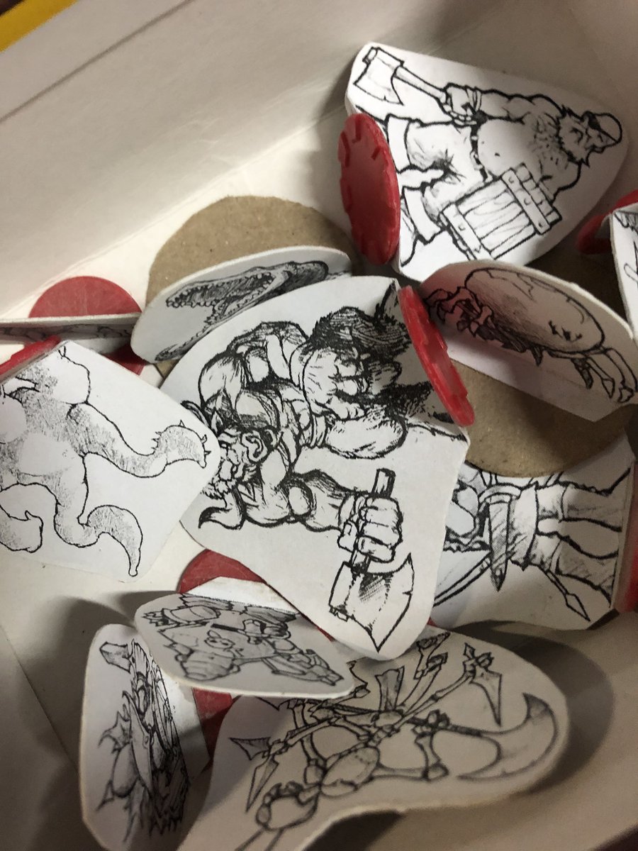 FenalMX's tweet photo. ¡Ven a jugar #DungeonsAndDragons a #Fenal33!
🐉🎲 Te esperamos hasta las 21:00 horas en la sala Efrén Hernández.
Si no sabes jugar, aquí puedes aprender. https://t.co/dZ1MiWasdV