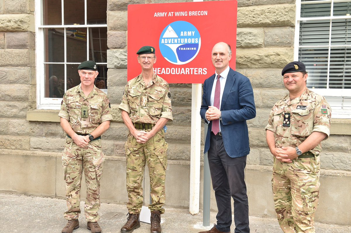 Today @LeoDochertyUK opened The Army AT Centre’s new wing in Brecon. @ArmyComd160X said “This wing, in the home of the Army in Wales, is optimised to train our people in AT which is central to the Army’s philosophy to deliver challenging training & leadership development.”
