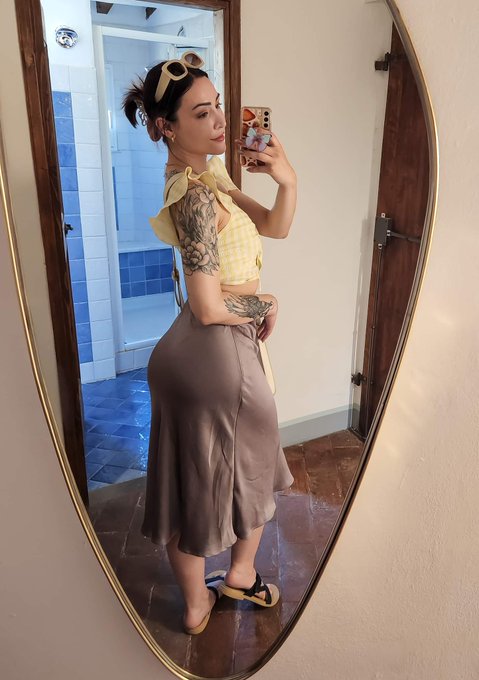 Italy was amazing but it's nice to be home 💛 https://t.co/rxkOzV6zQd