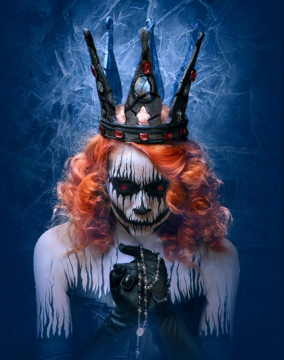 goth_divine's tweet photo. Dead Week: Carrie Rebooted - If Carrie &amp; Pennywise had a baby this would be her! Oh, there will be blood! Hahahaha

Have a frightful evening! 💀

#pennywise #IT #divinegoth #goth #gothaesthetic #gothic #alternative #horror #gothgirls #bloodygoth https://t.co/Cs1SY5WD0u