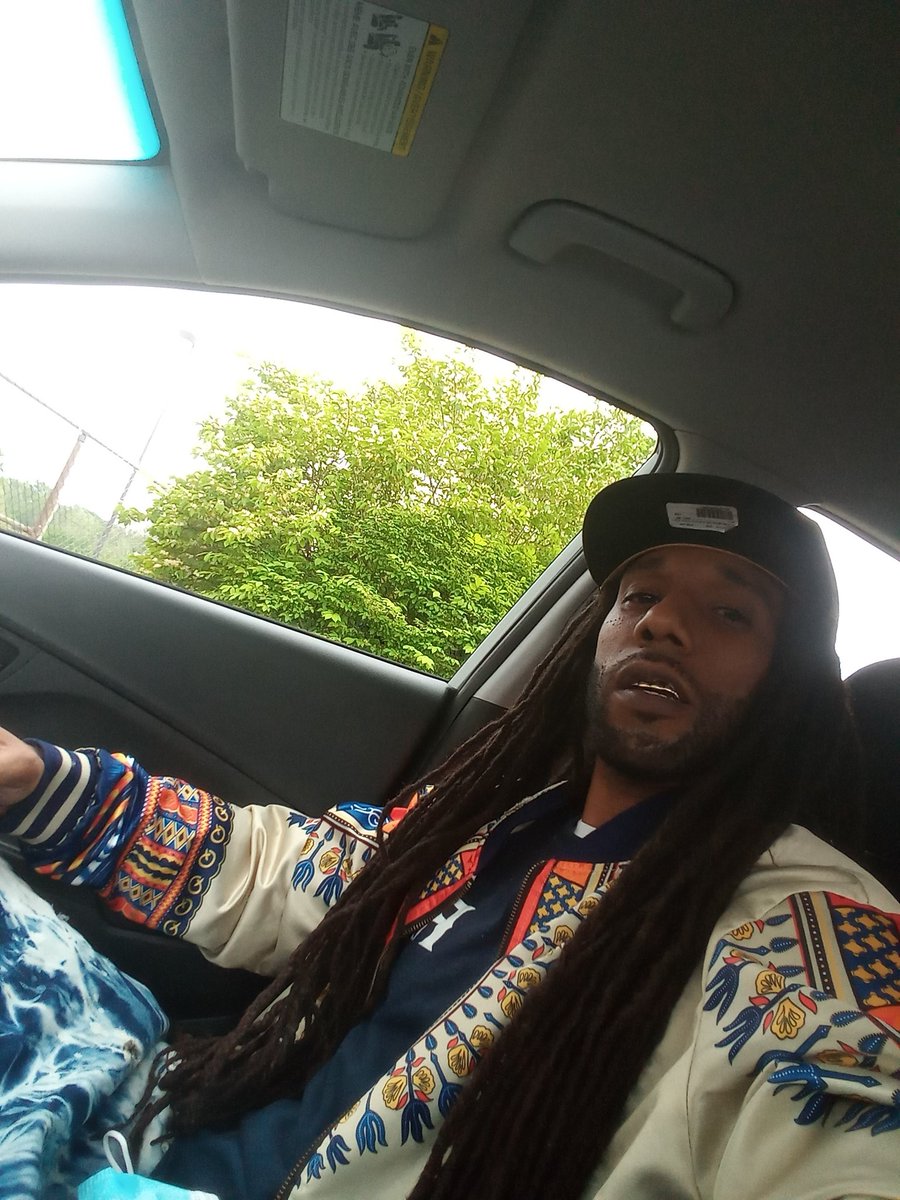 realasitget314's tweet photo. Muthafuccaz talk that be successful shit.. Until you actually SUCCESSFUL💪🏾💪🏾💪🏾
#MOVESMOOTH #SAYLESS🤫 https://t.co/Gpn77yNqm2
