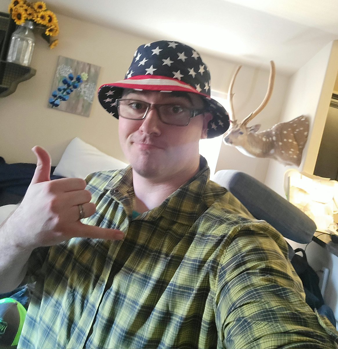 bambam_rl's tweet photo. Happy 4th #bambamfam all i gotta say is FREEDOM!!!!!! @Eternal_Empire_
@LCONWAY311
@maxxyRL
@xClaybert
p.s. only bad captions for tacky dad hat
#freedom #4th #dadhat #tacky #badcaptionsonly https://t.co/zD2Pduzne5
