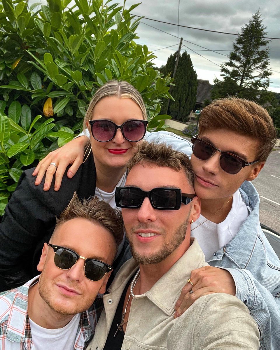 MattBlakemore's tweet photo. that was quite some wedding, boys. @LukeTwomey_ @Wkhnage 10/10 would come to your next one 💜 https://t.co/3Twl4RmqkS