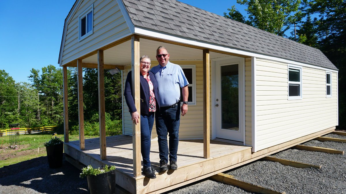 CARPENTER WANTED

Are you an experienced Carpenter? We want to meet you and hopefully have your professional carpentry skills finish our delivered new building. We need a skilled tradesperson who has their own tools. 

Phone 902-787-3484 to talk to Ron