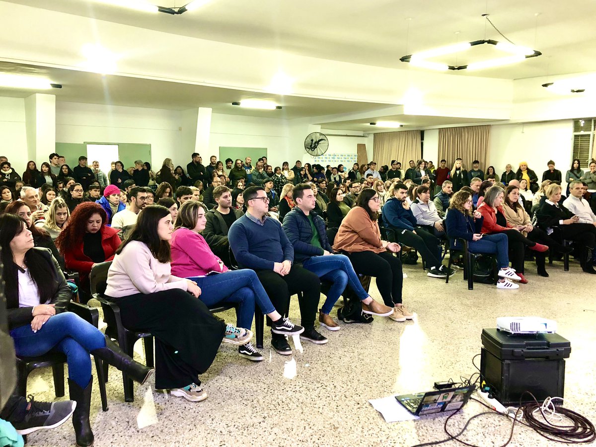 grupoceibosf's tweet photo. #Ahora #PJSantaFe
🗣Charla “Autonomía Municipal” Con @celiaarena @ROliveraPJ y @mariano_bar https://t.co/3QicQfdAUh