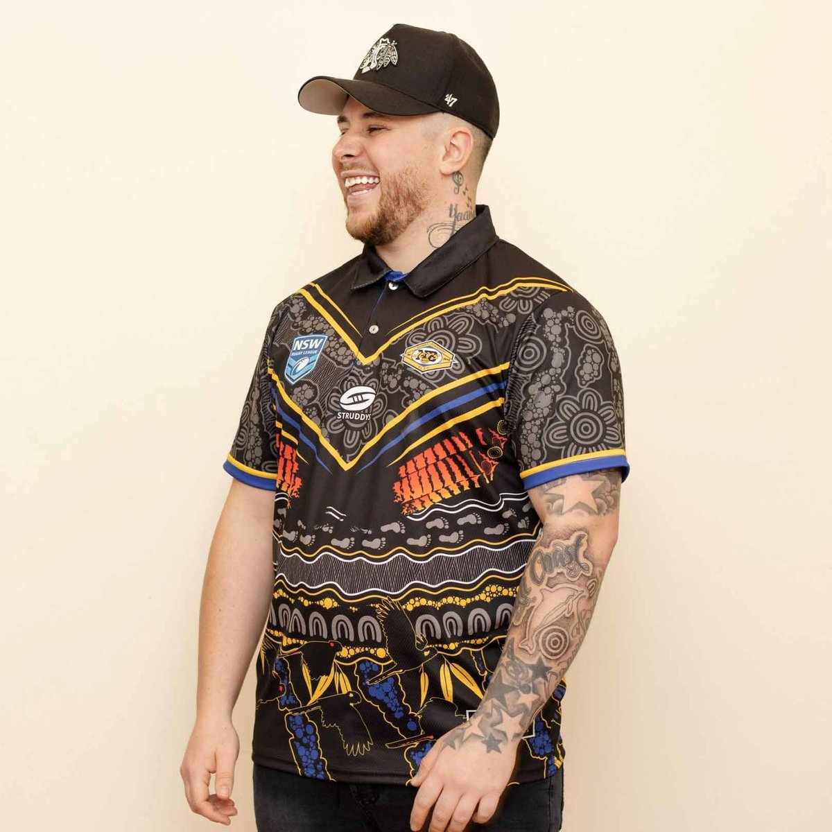 From homelessness to rejection as an artist, Sean Kinchela has experienced many setbacks in life. If he’s learned one thing, it’s that persistence will lead you down the road to success.👏

Read his inspiring story: bit.ly/3OypBwV

#ParramattaEels #Indigenousart #NAIDOC
